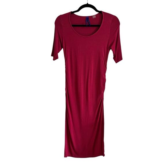 Seraphine Burgundy Maternity 1/2 Sleeve Shift Dress - Picture 1 of 8